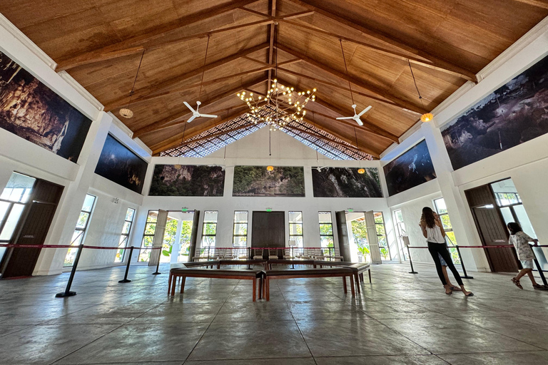 Depuis Puerto Princesa : Visite de la grotte de Tabon avec déjeunerAccès au musée avec déjeuner