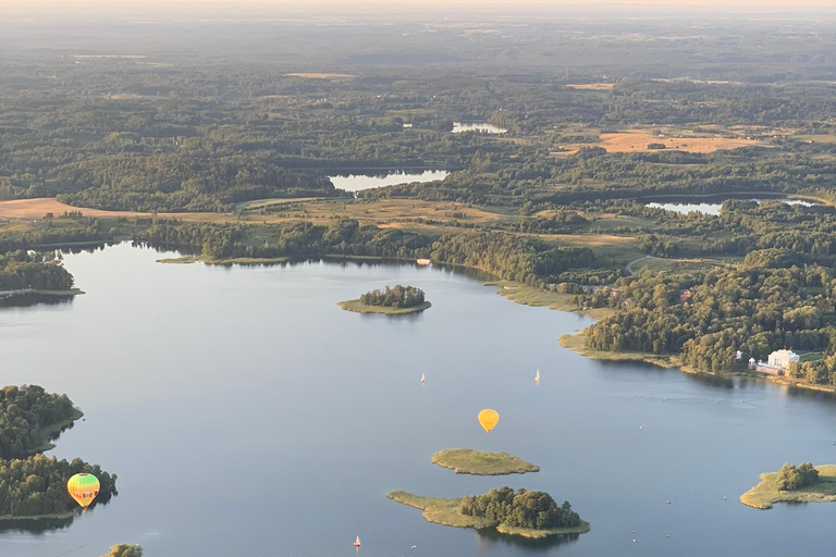 Trakai Hot Air Balloon Flight with Champagne & Small Gifts
