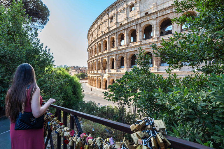 Rome: Colosseum Arena & Super Sites Early Entrance VIP Tour Chinese Tour