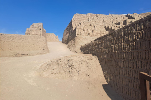 Lima: Larco Museum & Huaca Pucllana Tour with Lunch