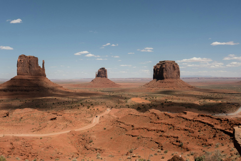 Monument Valley: Scenic Loop Drive Tour with Navajo Guide Monument Valley Loop Drive Tour 1.5 Hour Duration