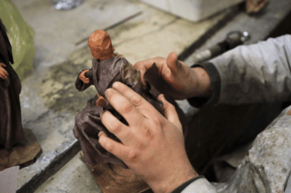 Papier-mâché workshop in Lecce