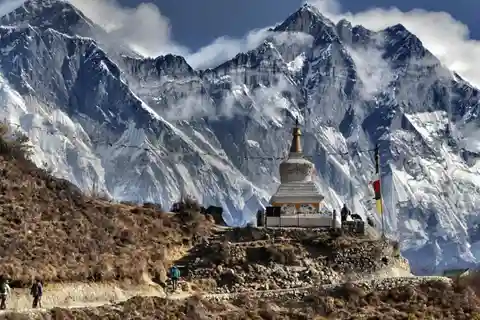 From Kathmandu: 12-Day Annapurna Circuit Trek