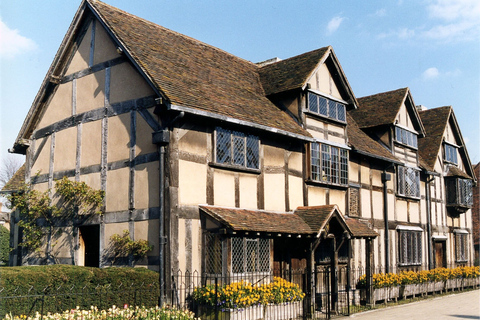 Warwick, Oxford and Stratford Full-Day Tour from London Option with Entrance Fees - Portuguese