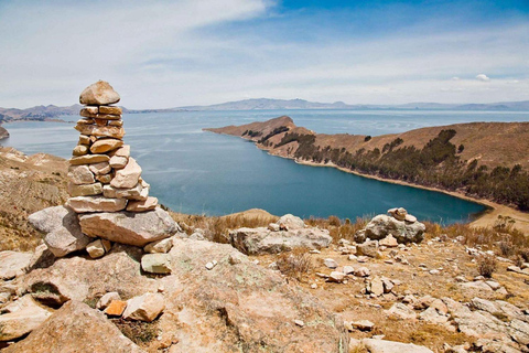 Desde Puno: Excursión en Catamarán a la Isla del Sol