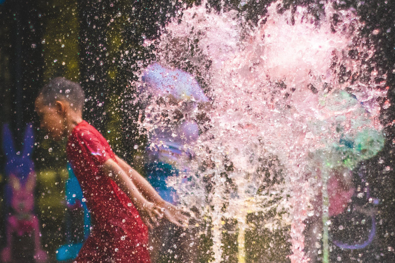 Lima: spettacolo illuminato del Circuito de Agua MágicoLima: spettacolo illuminato del Circuito de Agua Mágico (Circuito dell&#039;acqua magica)