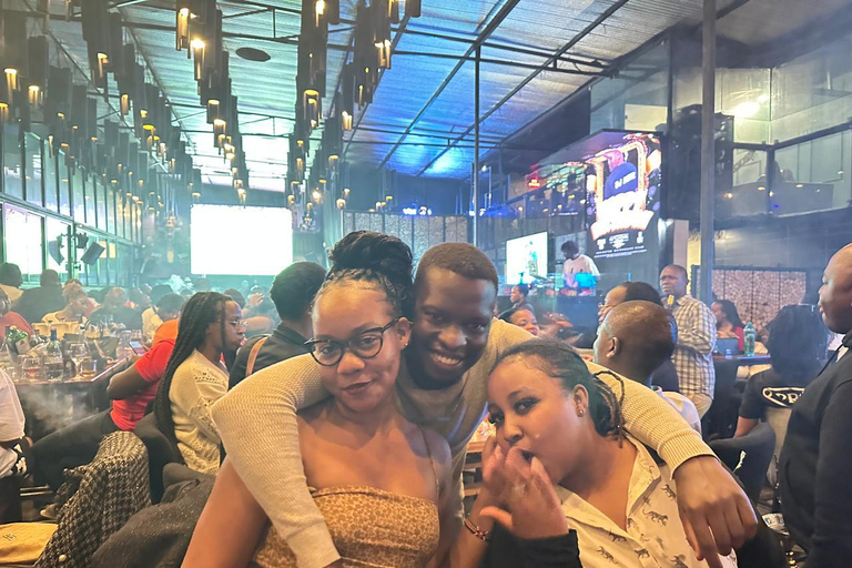 Nairobi de noche: un tour nocturno con el mejor ambienteNairobi de noche: tour de vida nocturna con el mejor ambiente