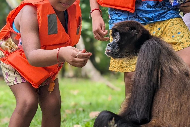 Panama: 1 night and 2-Days in a Caribbean Island Beach House Panama City:2-Days Portobelo and Caribbean Island Tour