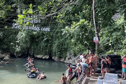 Vang Vieng: Cave Tubing, Zipline ed esperienza nella Grotta degli ElefantiVang Vieng: Cave Tubing, Zipline e Elephant Cave Experience