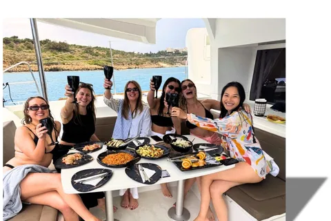 Heraklion: Dia Catamaran Tour, Lunch, Open Bar & Snorkeling
