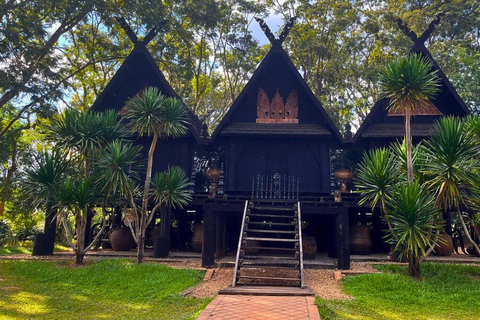 Journée complète à Chiang Rai : 3 temples, Triangle d&#039;Or et tour en bateau