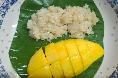 Ayutthaya: Thai Cooking Class with Market Tour & Pickup