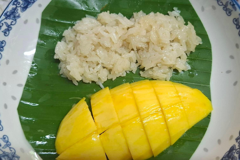 Ayutthaya: Thai Cooking Class with Market Tour & Pickup