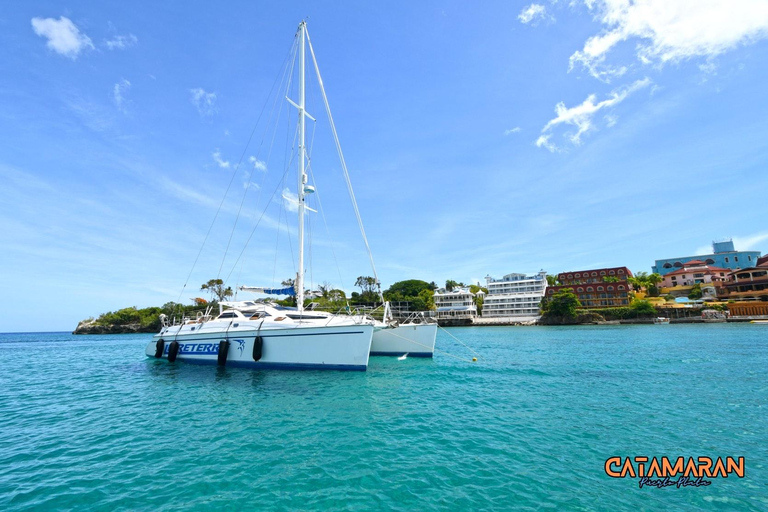 Privater Partyboot-Katamaranausflug + Getränke und BarbecueSosua und Puerto Plata im privaten Catamarán2