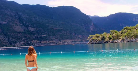 Ab Antalya: Blaue Lagune in Fethiye & Paragliding in Fethiye