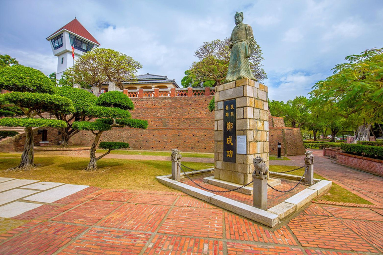 From Kaohsiung: Private Tainan Historical Highlights Tour