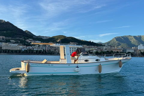 Private Amalfi Coast Boat Tour by boat with Aperitif & snack Private Amalfi Coast Boat Tour by Gozzo with Skipper & Drink
