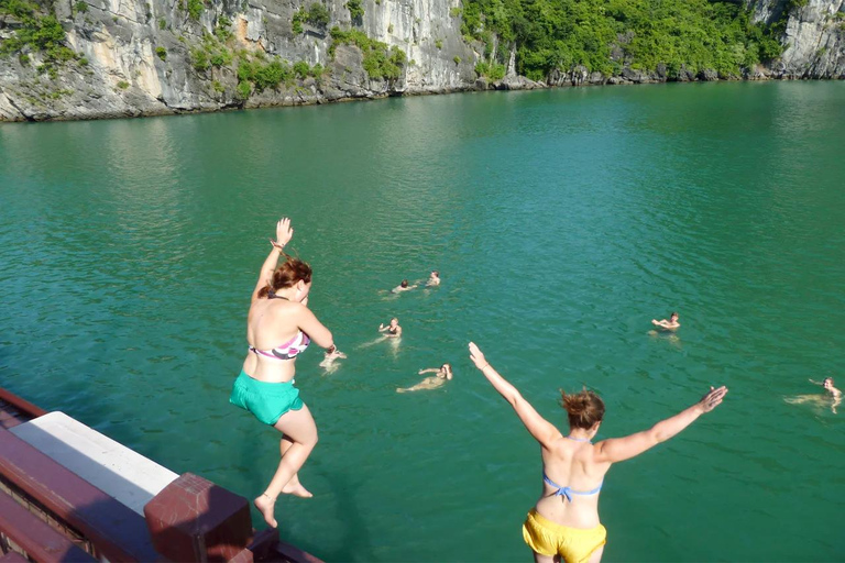 From Hanoi: 3-Day Luxury Tour Ninh Binh & Ha Long Bay Cruise 3-Day Luxury Tour