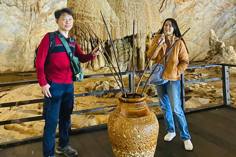 Phong Nha Cave & Paradise Cave: Guided Tour Boat & Explore Group Tour with Drop-Off in Hue