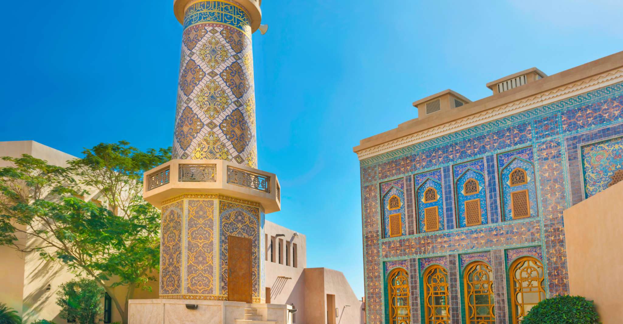 Doha: Guided City Highlights Tour with Round-trip Transfers photo 4