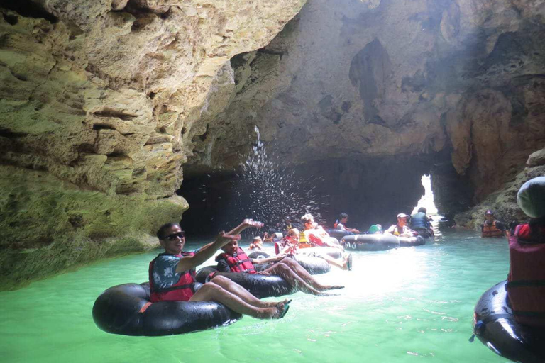 Grotte de Jomblang, grotte de Pindul et descente de la rivière Oyo en chambre à air