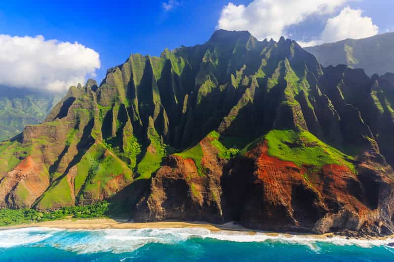 Kauai: Waimea Canyon, Jurassic Falls, & More Helicopter Tour | GetYourGuide