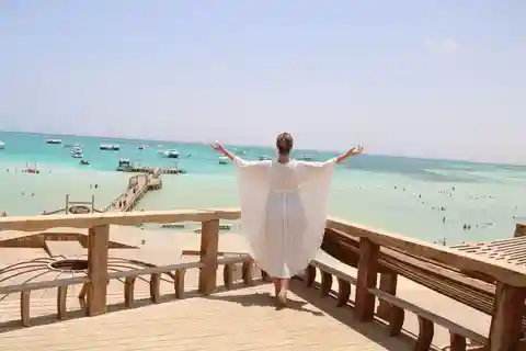 Hurghada: Orange Bay Island with breakfast, lunch & watersports