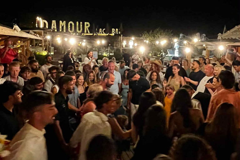 Sidari, Corfu: Greek music show at Canal D'Amour Sidari Corfu: Greek musical show at Canal D'Amour