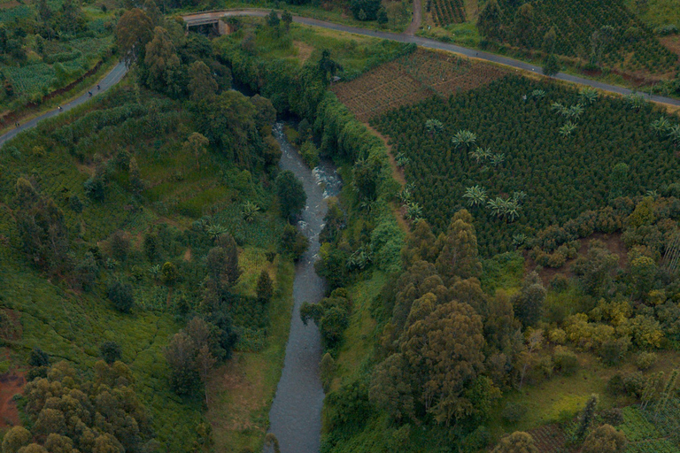 3 Magical Waterfalls Guided Tour from Nairobi with pick-up Exclusive Waterfalls Guided Tour with lunch