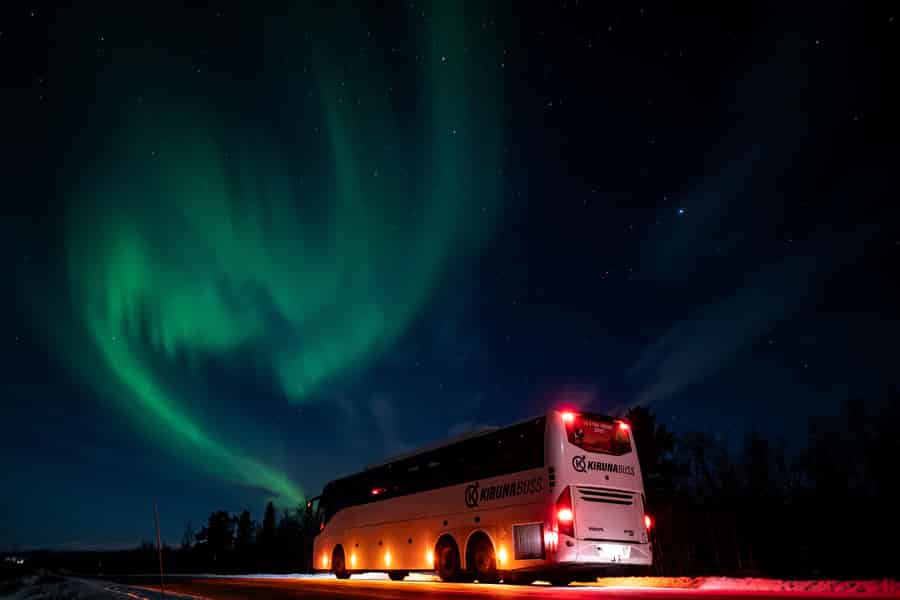 Kiruna: Nordlicht-Tour mit versteckten Geschichten. Foto: GetYourGuide