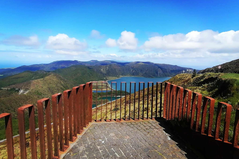 Meio dia no Lago do Fogo, abacaxi e chá de SUV