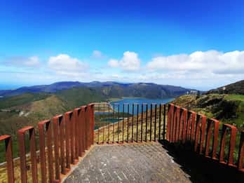 Lago de Fuego, Piña y Té: Tour de medio día en Jeep