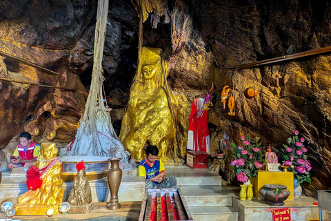 Da Bangkok: Tour di un giorno dell&#039;isola di Koh Sichang con tour in tuktuk