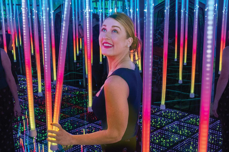 Orlando: Ripley's Mirror Maze Experience