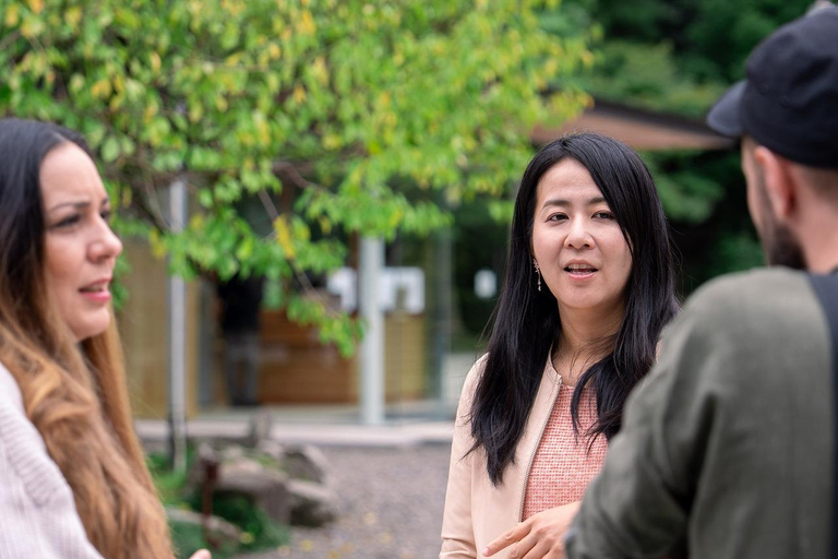 Kanazawa: Samurai and Geisha Culture Walking Tour with Lunch