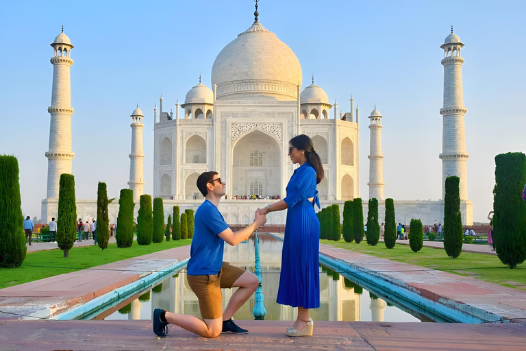 Desde Delhi: tour de 1 día al Taj Mahal y el fuerte de Agra con desayuno 5*Desde Agra: tour al Taj Mahal y al fuerte de Agra con coche y guía