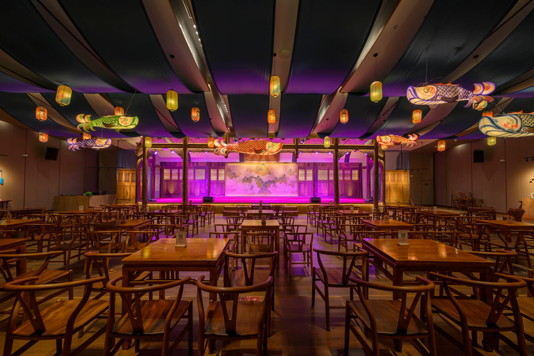 Teatr ShuYi w klasztorze Wenshu: kultura buddyjska i herbata gaiwanTeatr ShuYi Kultura buddyjska z lokalną herbatą Gaiwan