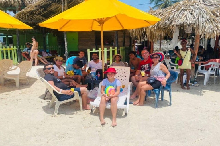 Tierra bomba : Journée de plage typique à Punta Arena !Tierra bomba