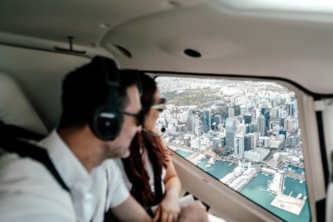 Auckland: West Coast Helicopter Tour with Clifftop Landing - Image 2