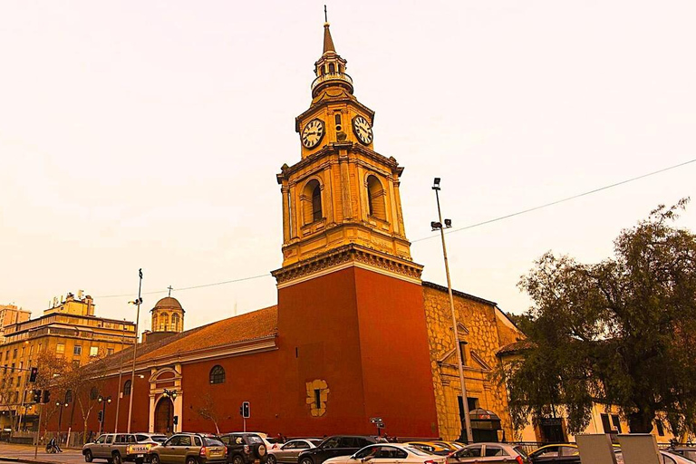 Santiago : visite privée de la ville avec le musée Neruda