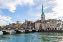 Zürich: Private Highlights-Expresstour mit einem ortskundigen Guide in 60 Minuten