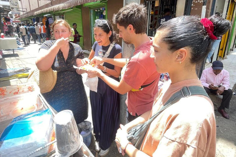 Nairobi: City Walking Tour Group Joining