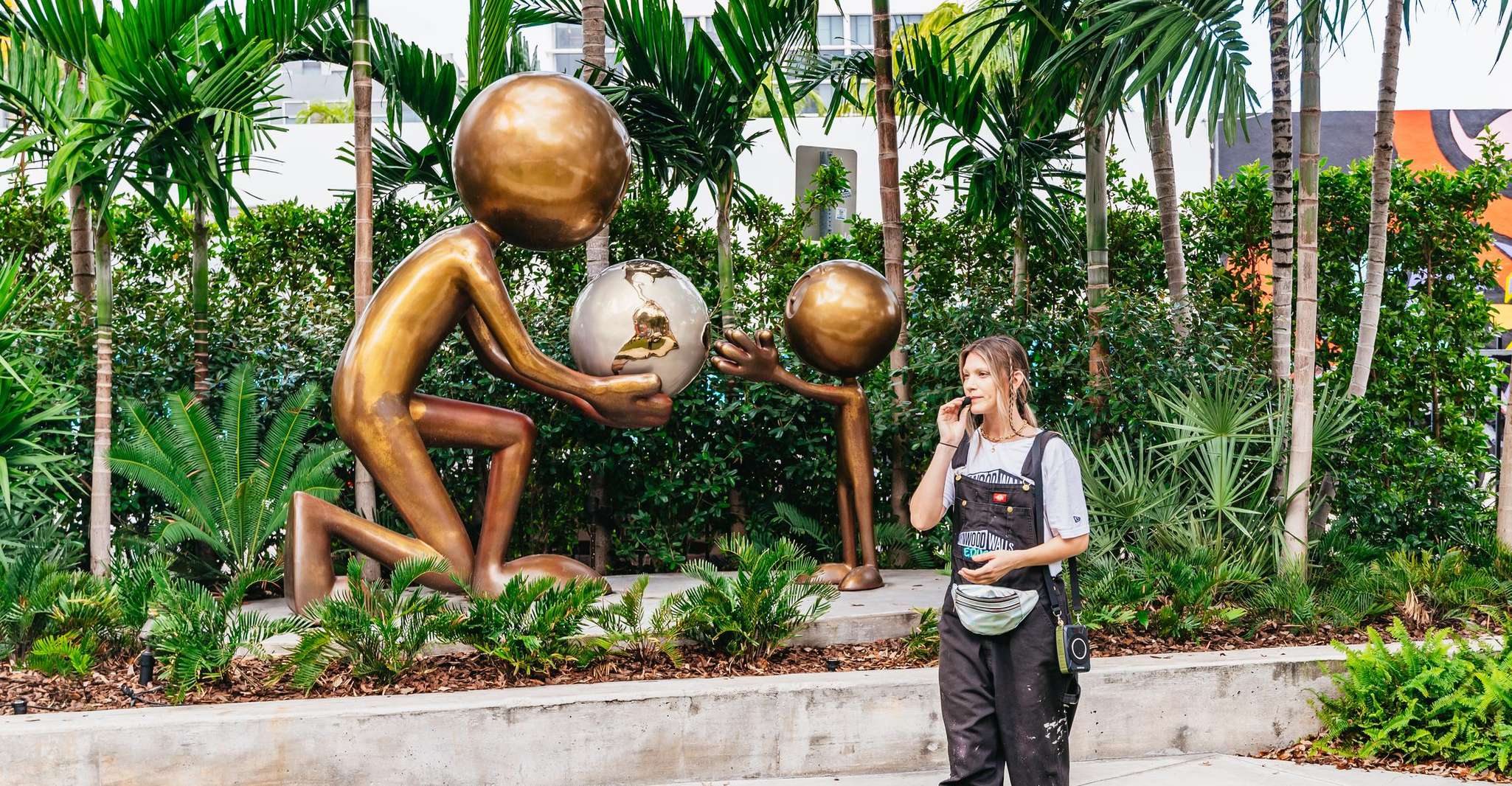 Miami: Wynwood Walls, Galleries, and Murals Guided Tour photo 7