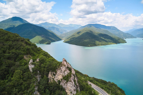 Tbilisi to Stepantsminda: Kazbegi Transfer with Stops