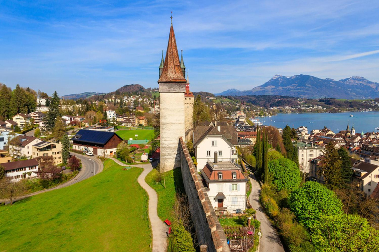 Lucerna: Un paseo perfecto con un lugareño