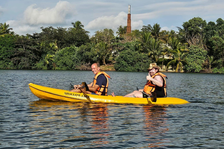 Hikkaduwa: Rathgama Lagoon Kayaking and Fish Therapy Tour