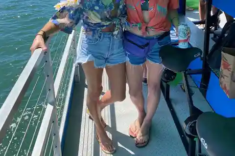Newport Beach Paddle Pub: Experiência de festa no pub para um máximo de 16 pessoas