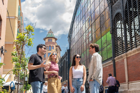 Málaga: Tapas, Wine &amp; Rooftops Tour gastronómico em pequenos grupos