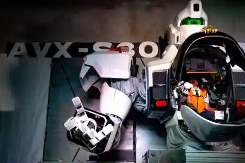 【Visita】Visita della fabbrica del robot gigante "Ingram"