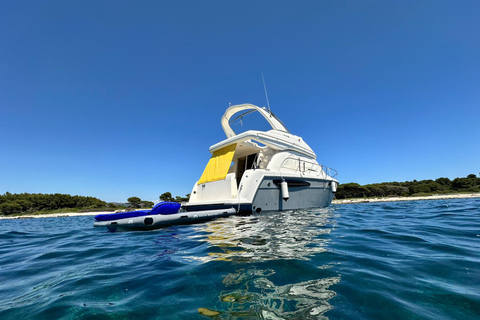 Cannes: Boat cruise to the Leyrins Islands or the Rochers Rouges 4-hour boat ride on an 11m boat, Departure from Cannes